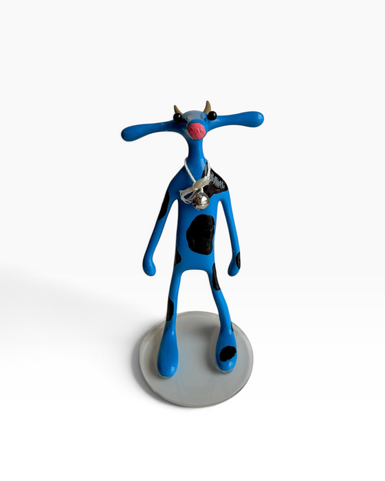 Cow Grubb Blue