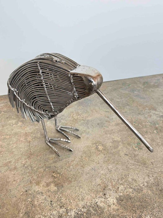 Wire Kiwi