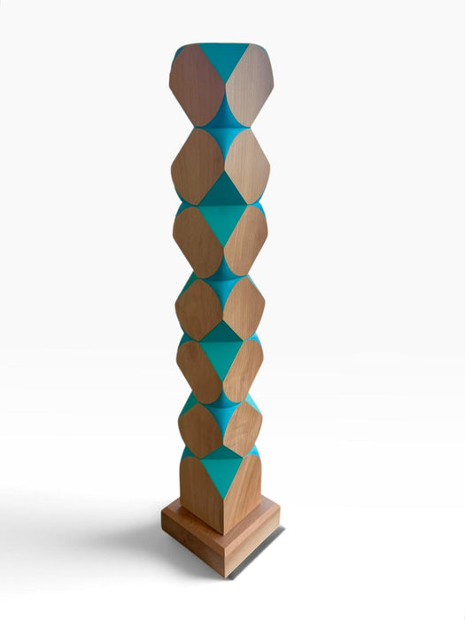 Geometric totem